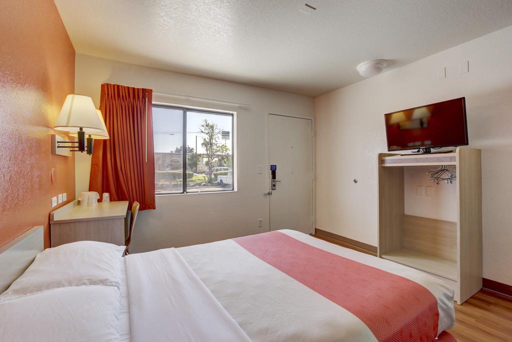 Motel 6-Corona, Ca Room photo